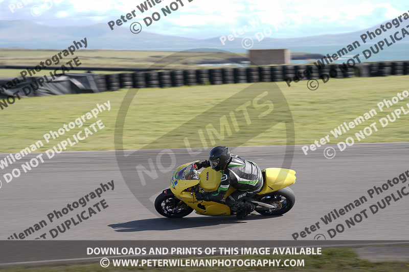 anglesey no limits trackday;anglesey photographs;anglesey trackday photographs;enduro digital images;event digital images;eventdigitalimages;no limits trackdays;peter wileman photography;racing digital images;trac mon;trackday digital images;trackday photos;ty croes